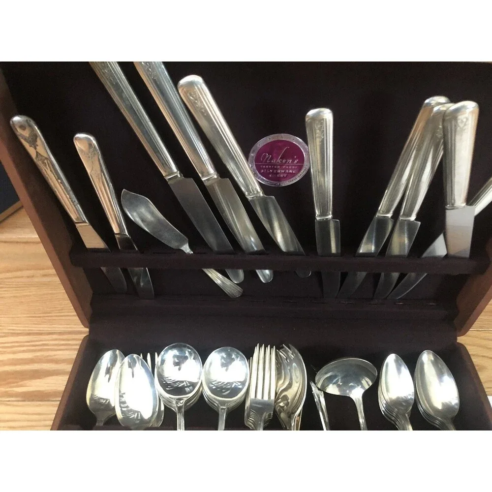 Vintage Naken’s Tarnish Proof Silverware Chest with 65 pcs Flatware Made in Eng